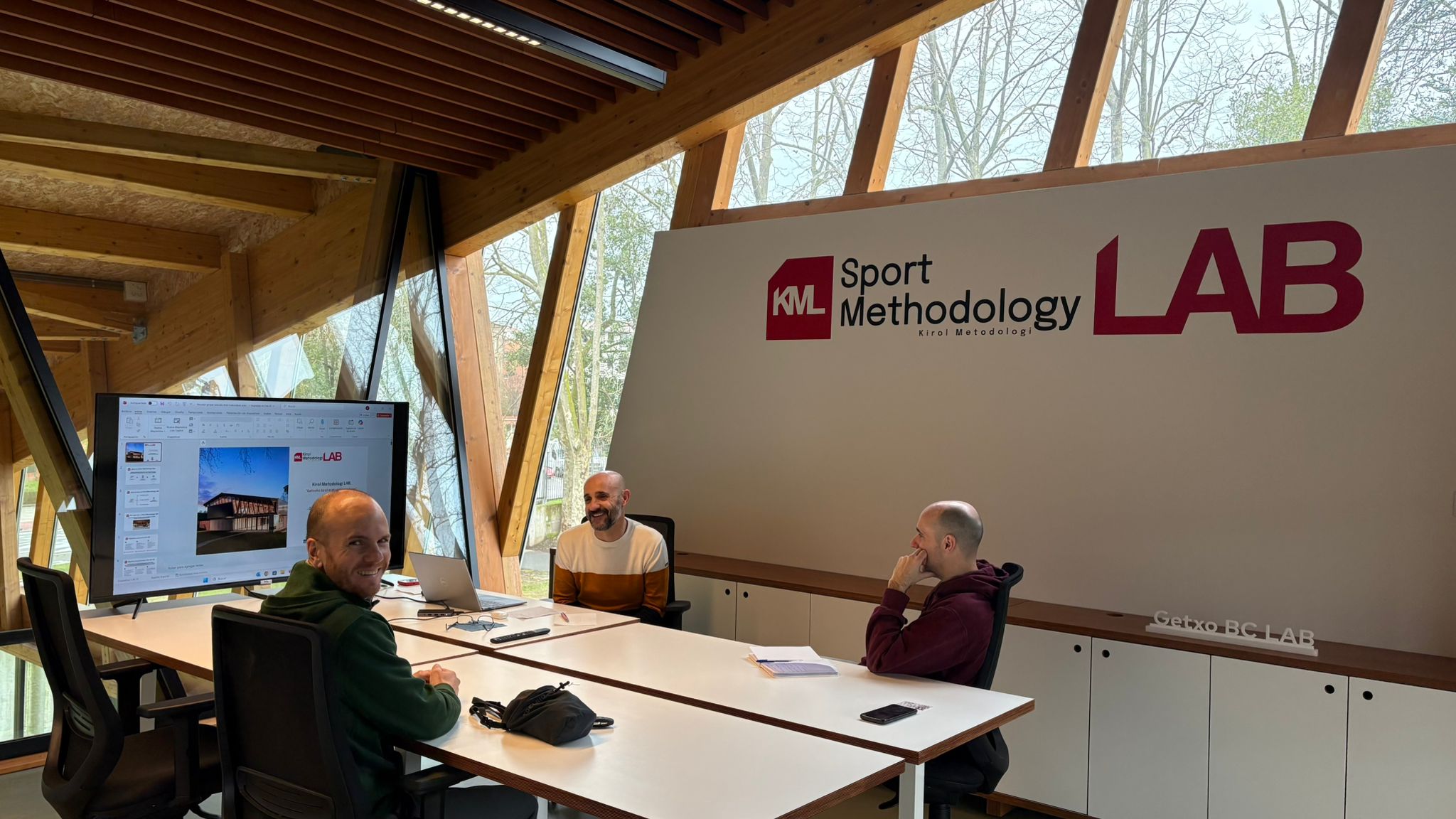 Boxeoa Kirol Metodologi LABen lanean sartu da