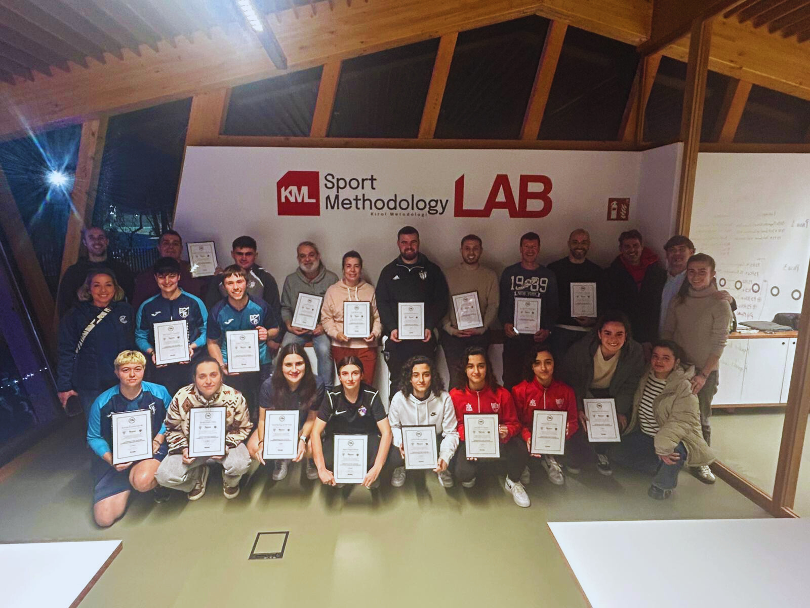 Alta alianza: Kirol Metodologi LAB, Athletic Club y Diputación acreditan 33 nuevos técnicos